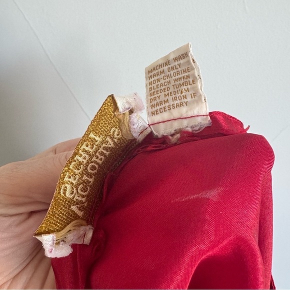 Victoria’s Secret Vintage Gold Label Red and Purple Cami Size Small - Picture 7 of 7